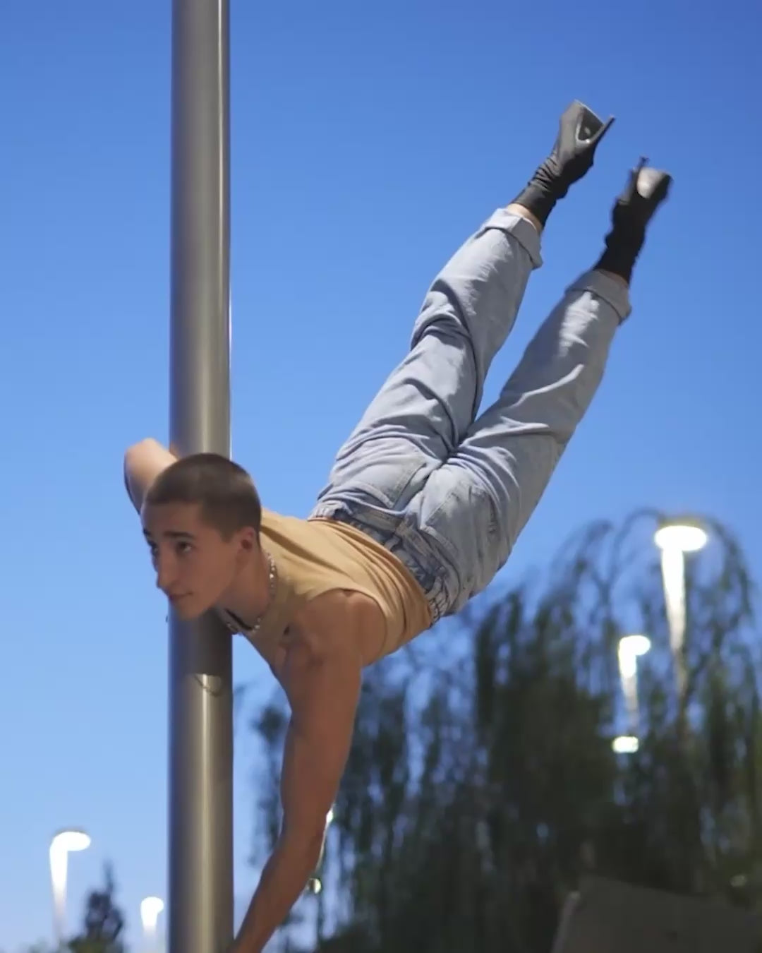 Charls Negro - Pre-orden