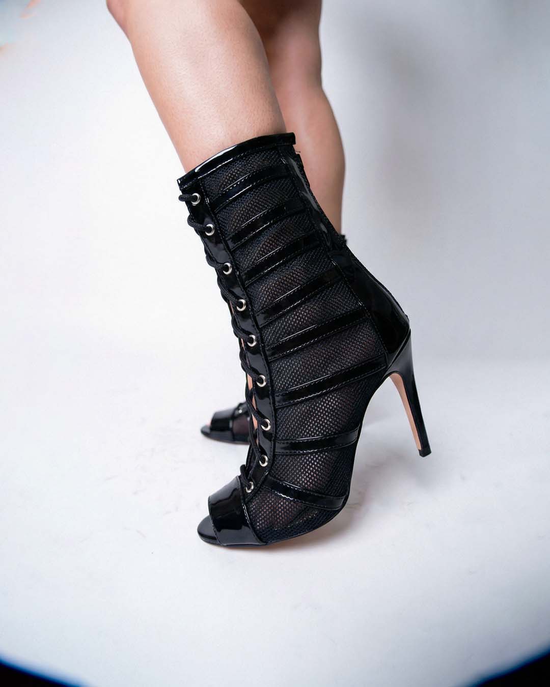 Lilith Negro - Pre-orden