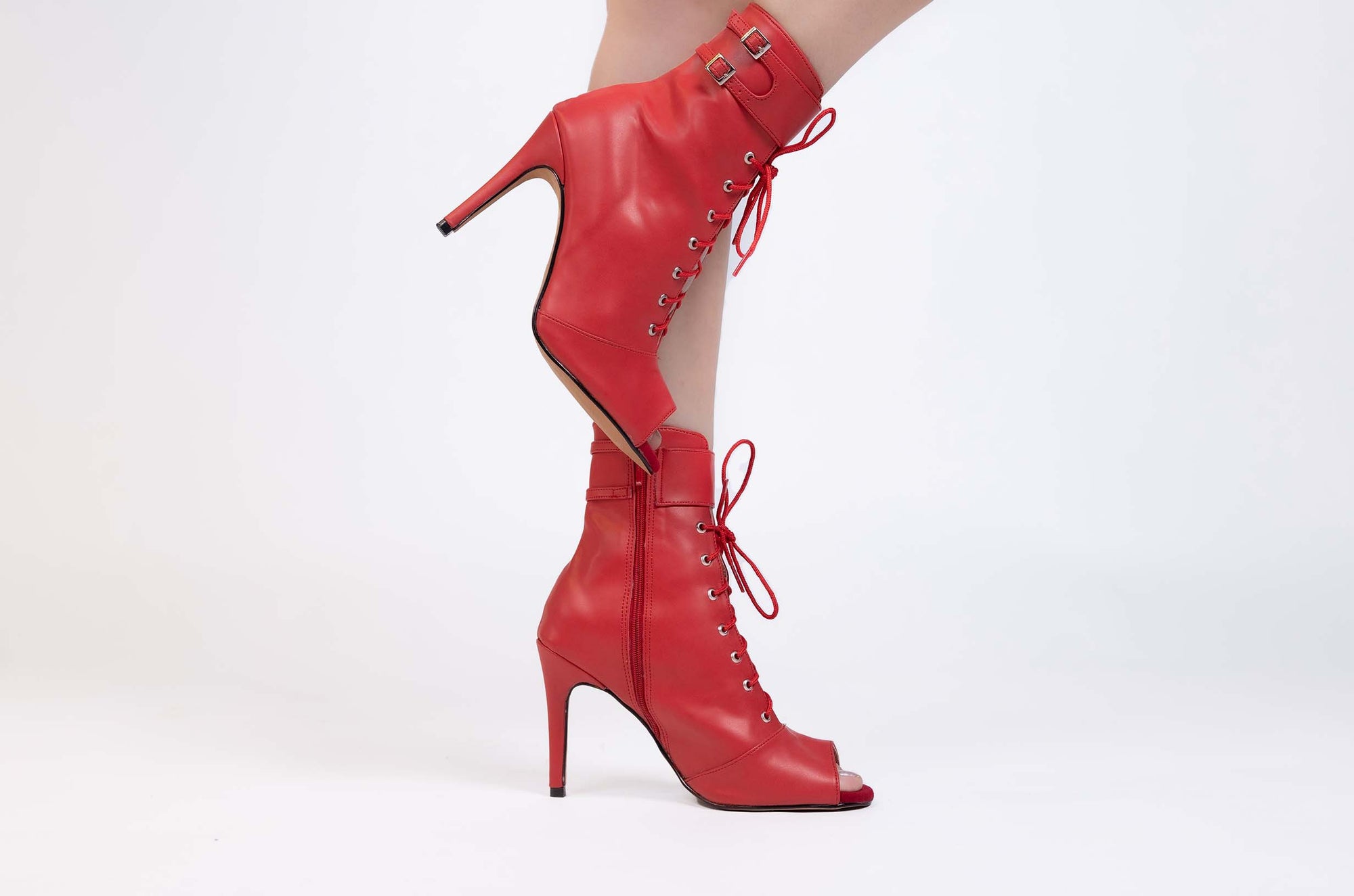 Madona Rojo - Stock