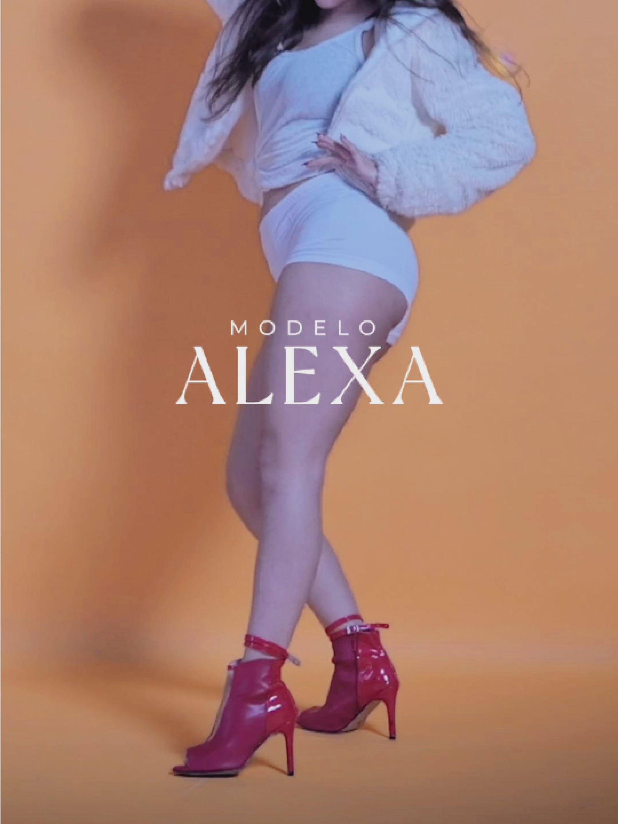 Alexa Rojo - Pre-orden