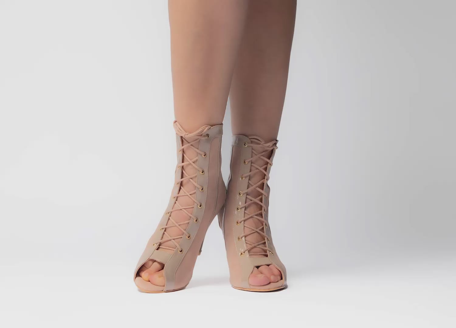 Modelo Julieta Carlota High Heels arena – calzado técnico para entrenamiento en heels